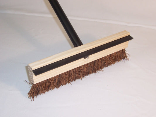 BRUSH DRIVEWAY SEALR18"